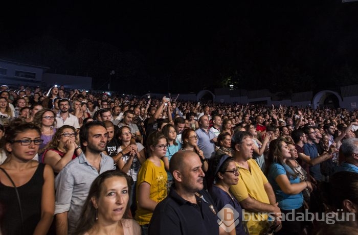 Bursa'da 'Şebnem Ferah'lı final!
