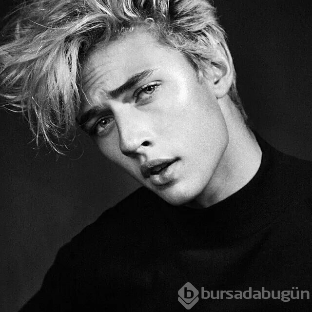 Lucky Blue Smith Baba Oldu!