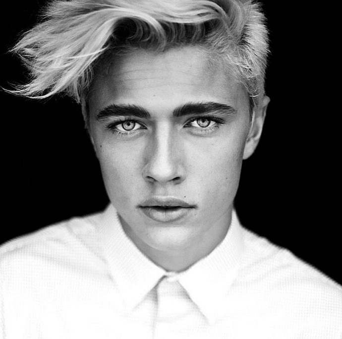 Lucky Blue Smith Baba Oldu!