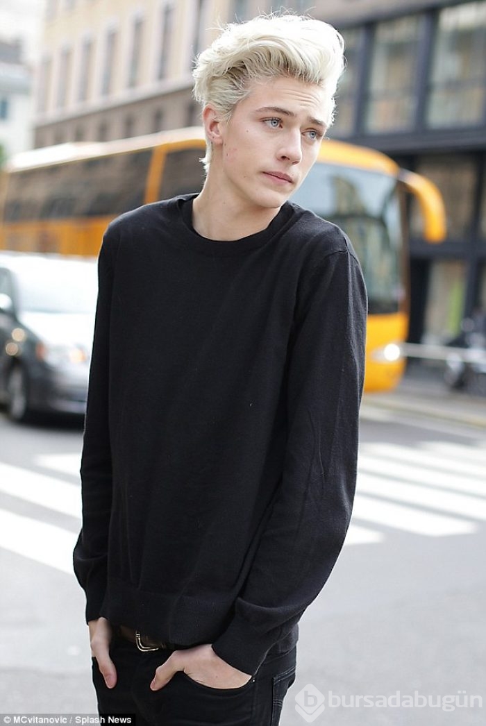 Lucky Blue Smith Baba Oldu!