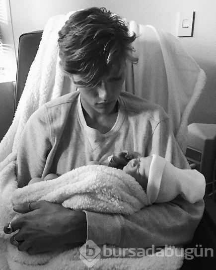 Lucky Blue Smith Baba Oldu!