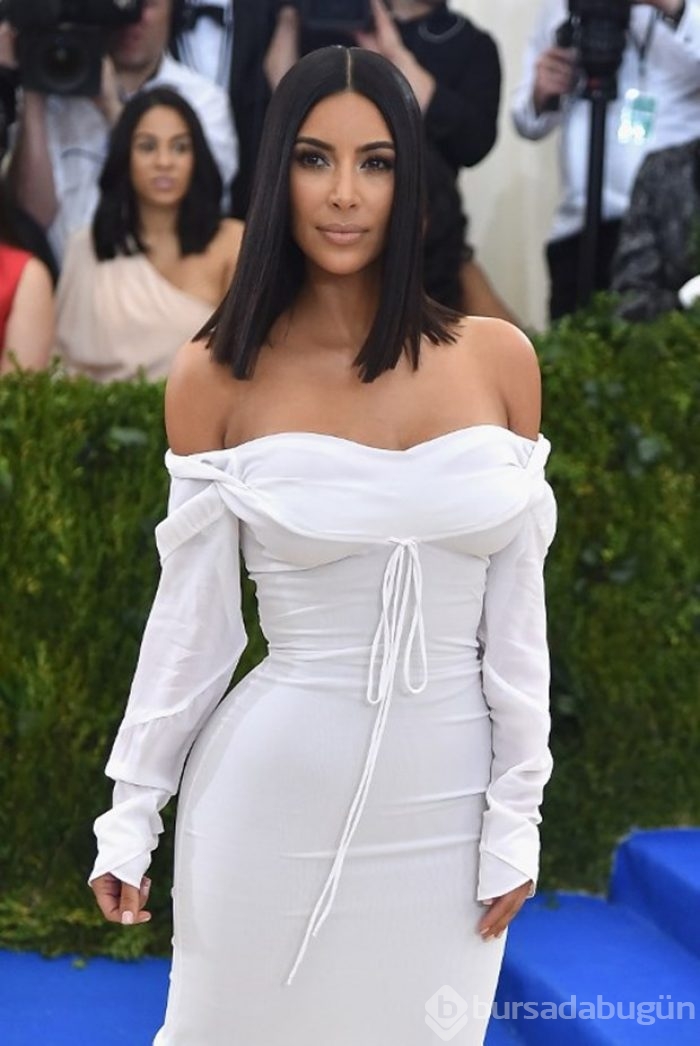 Kim Kardashian 3. kez anne oluyor 