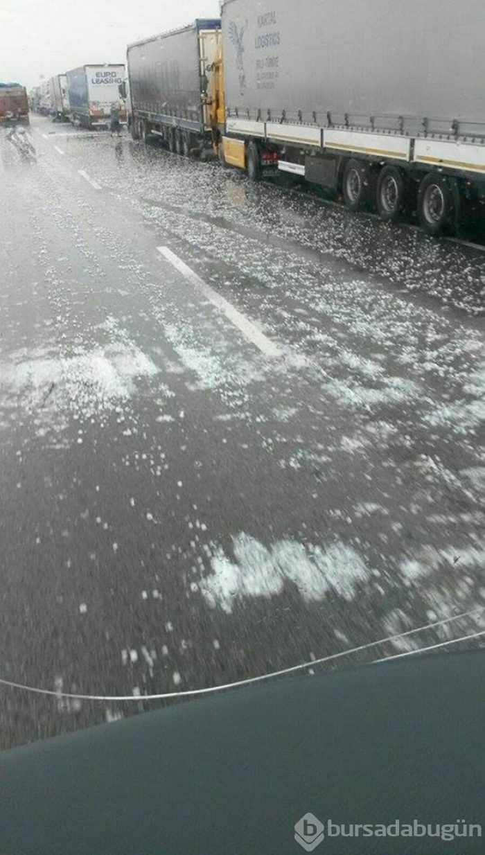 Edirne'de ceviz büyüklüğünde dolu