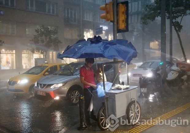 İstanbul'da etkili yağış