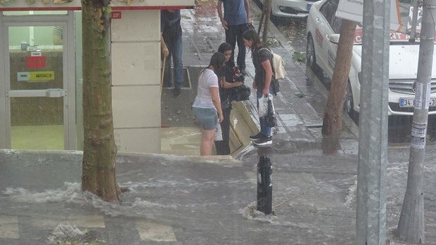 İstanbul'da etkili yağış