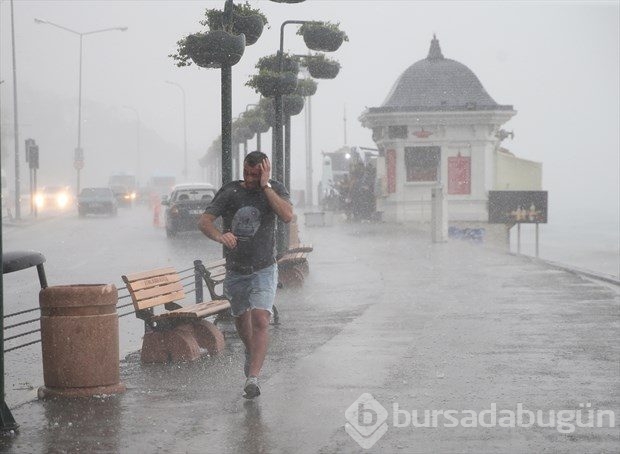 İstanbul'da etkili yağış