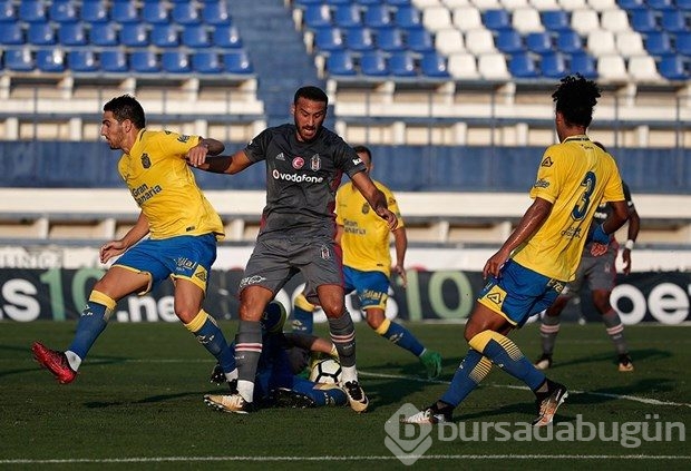 Beşiktaş, Las Palmas'a teslim oldu