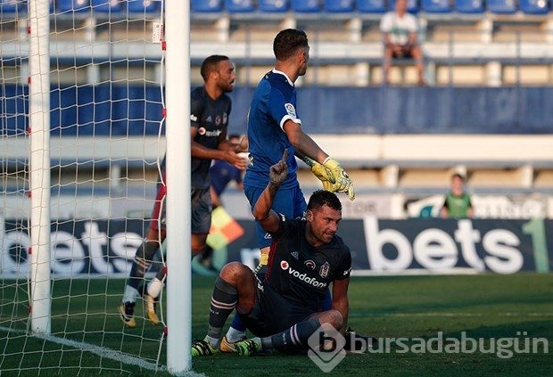 Beşiktaş, Las Palmas'a teslim oldu