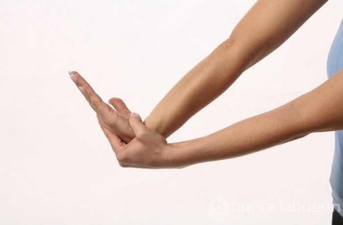 Parmağınızı 60 saniye bastırın vücudunuzdaki değişime bakın!