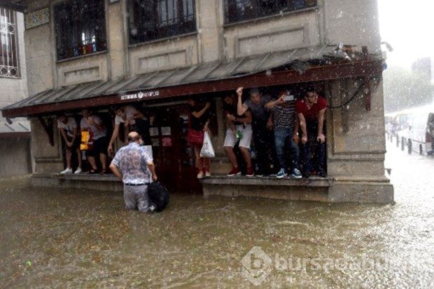 İstanbul yaralarını sarıyor