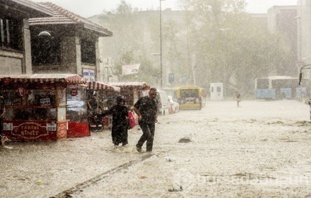 İstanbul yaralarını sarıyor