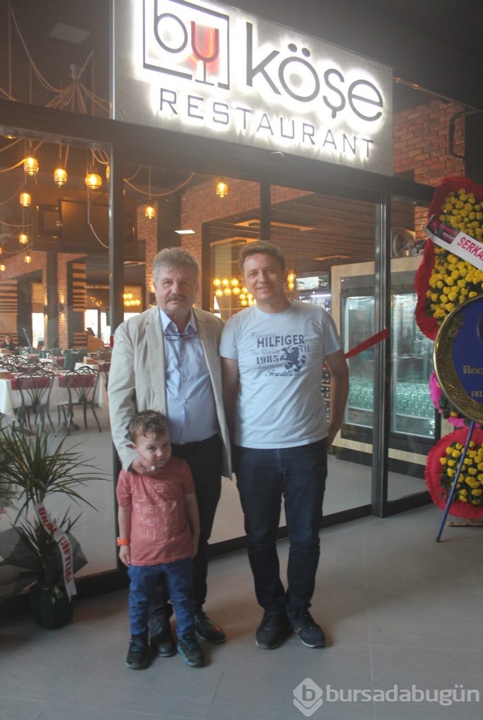 Bursa'nın yeni adresi Bu Köşe açıldı!