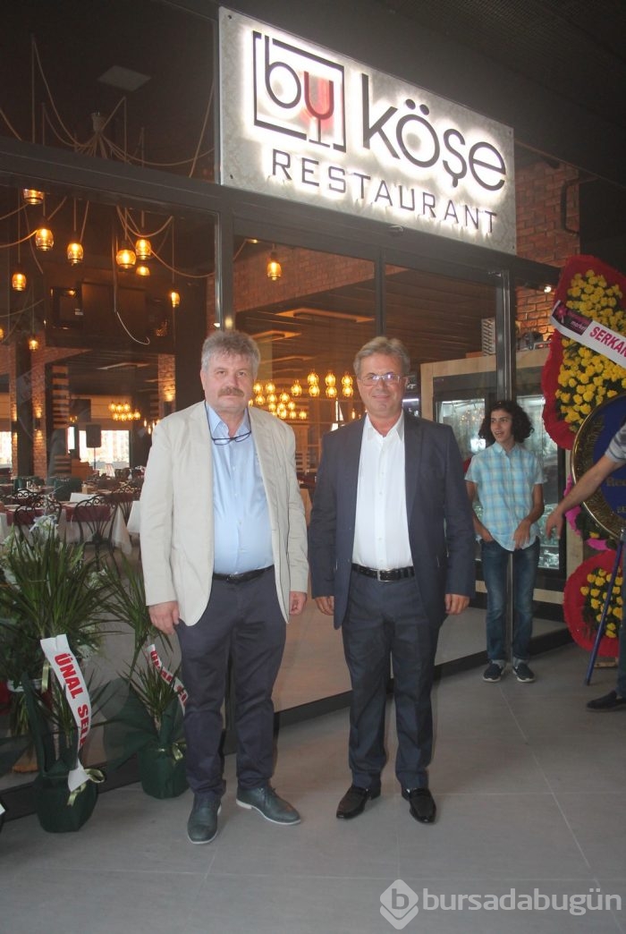 Bursa'nın yeni adresi Bu Köşe açıldı!