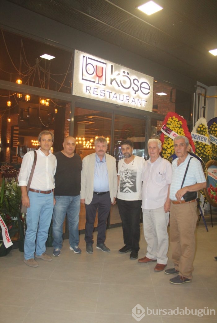 Bursa'nın yeni adresi Bu Köşe açıldı!