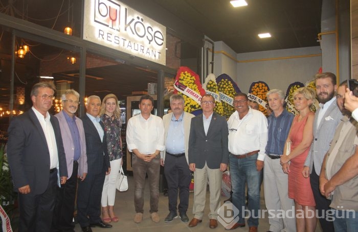 Bursa'nın yeni adresi Bu Köşe açıldı!