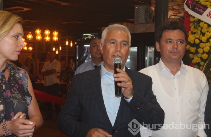 Bursa'nın yeni adresi Bu Köşe açıldı!