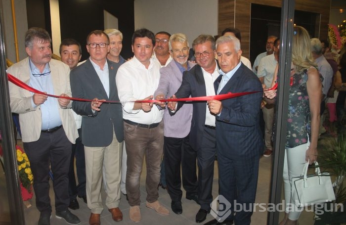 Bursa'nın yeni adresi Bu Köşe açıldı!