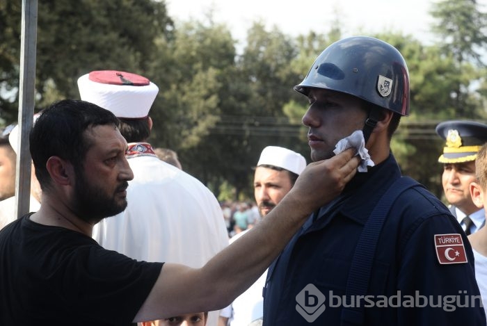 Bursa şehidini gözyaşları içinde uğurladı