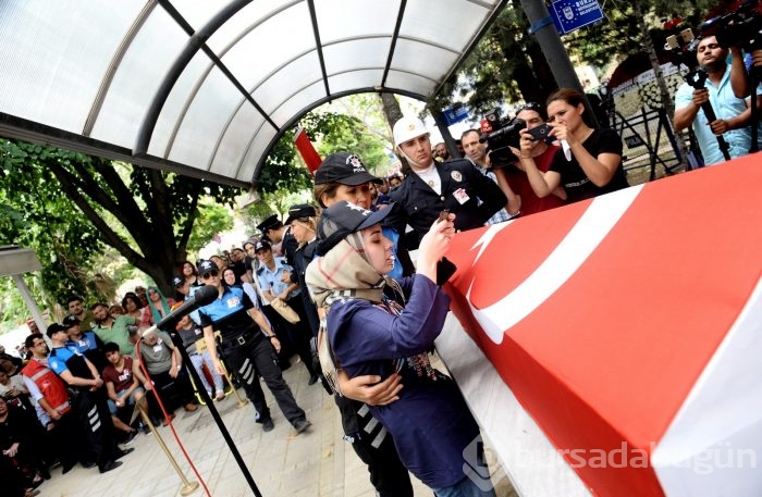 Bursa'da şehit polisin nişanlısı teröristleri sevindirmedi!
