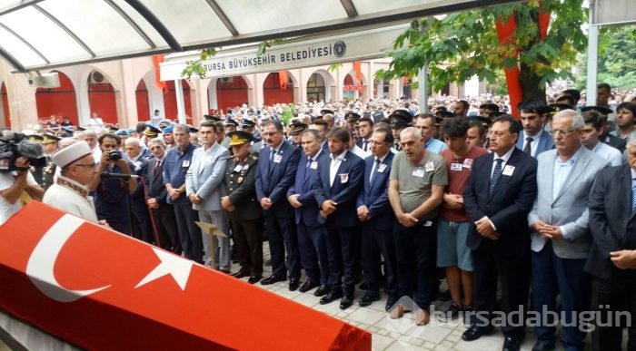Bursa'da şehit polisin nişanlısı teröristleri sevindirmedi!