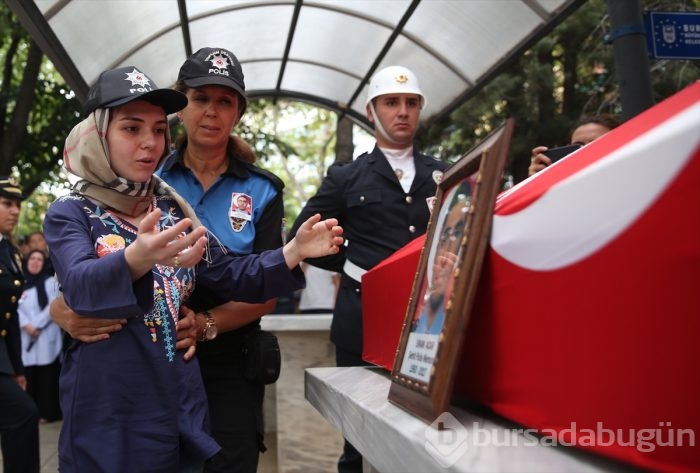 Bursa'da şehit polisin nişanlısı teröristleri sevindirmedi!