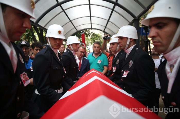 Bursa'da şehit polisin nişanlısı teröristleri sevindirmedi!
