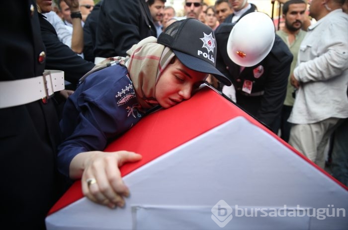 Bursa'da şehit polisin nişanlısı teröristleri sevindirmedi!