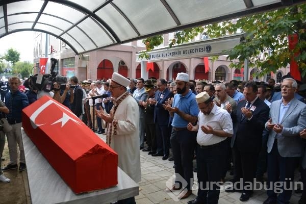Bursa'da şehit polisin nişanlısı teröristleri sevindirmedi!