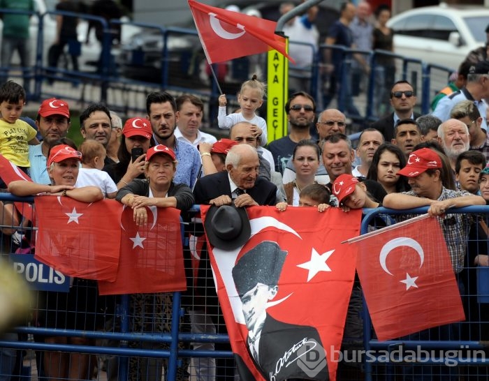 Bursa'da 30 Ağustos Zafer Bayramı coşkusu!