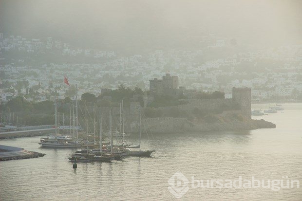 Çöplük yangını sonrası Bodrum duman altında
