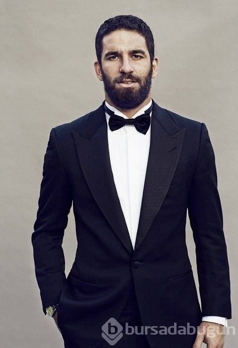Arda Turan ve Özge Ulusoy aşk mı yaşıyor ?
