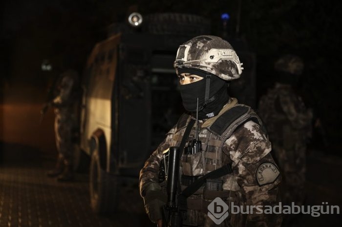 Adana'da 2 bin 500 polisle uyuşturucu operasyonu
