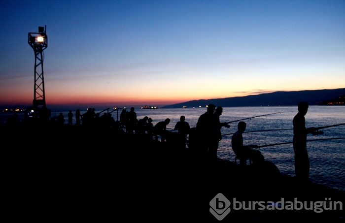 Sonbaharda Bursa sahillerinde gün batımı hayran bıraktı