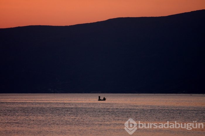 Sonbaharda Bursa sahillerinde gün batımı hayran bıraktı