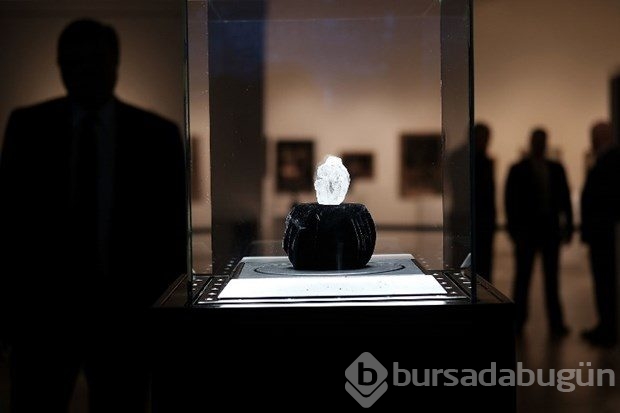 Elmas 53 milyon dolara satıldı 
