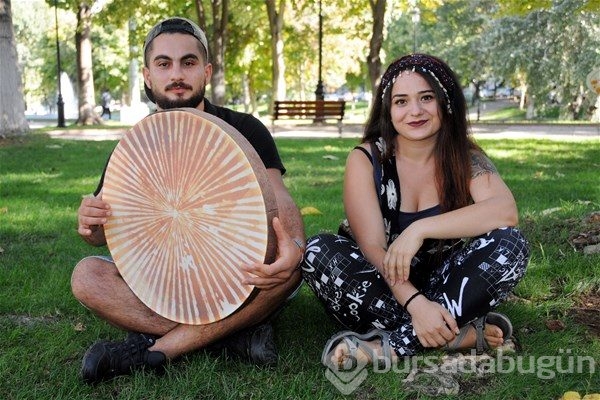 Otostopla 40 günde 18 ülke gezdiler
