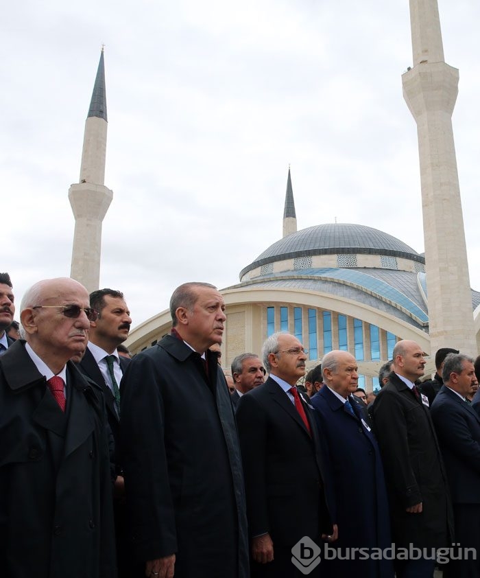 Şehit Yüzbaşı son yolculuğuna uğurlandı