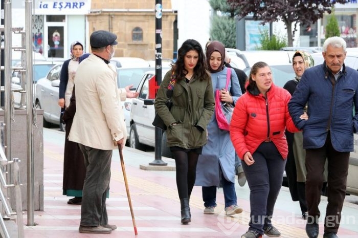 Zabıta sosyal deney yaptı dilenci kılığında