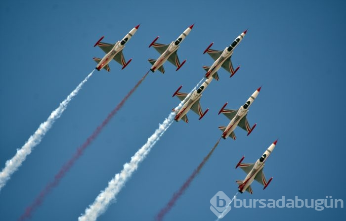 Türk Yıldızları ve Solo Türk nefes kesti