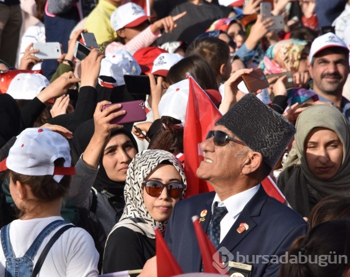 Türk Yıldızları ve Solo Türk nefes kesti