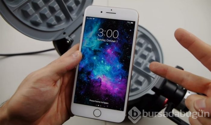 iPhone 8'i waffle makinesiyle test ettiler