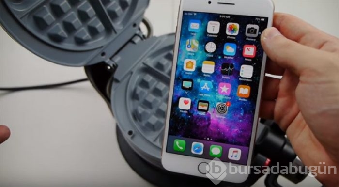 iPhone 8'i waffle makinesiyle test ettiler