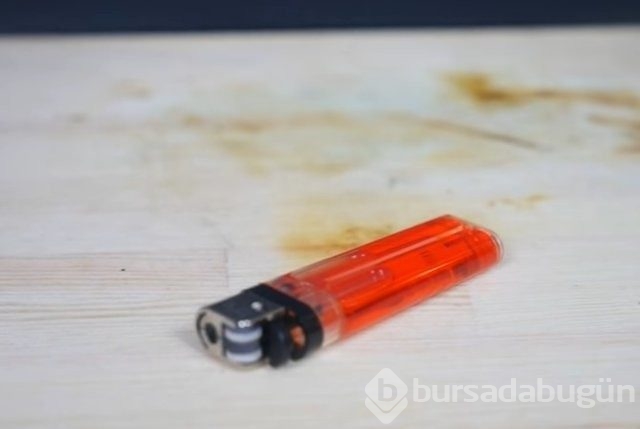 Kızgın bıçakla önüne geleni kesti