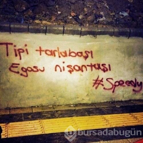 İlginç duvar yazıları