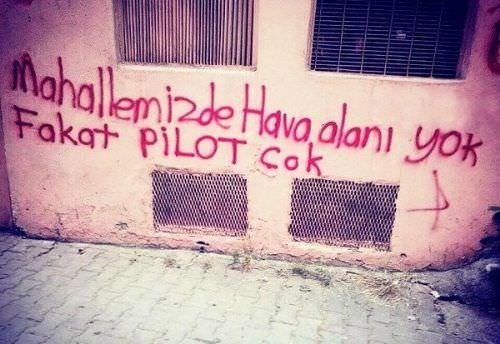 İlginç duvar yazıları