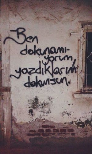 İlginç duvar yazıları