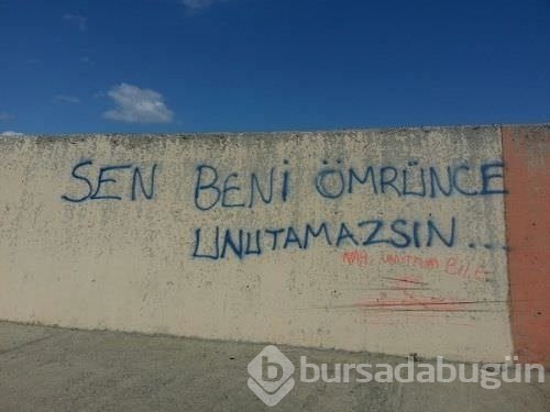 İlginç duvar yazıları