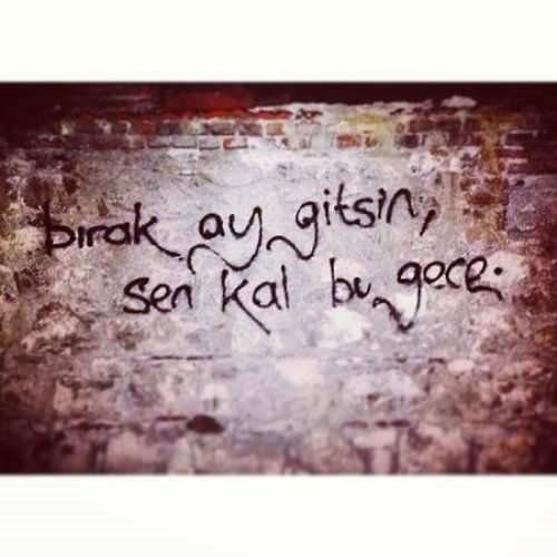 İlginç duvar yazıları