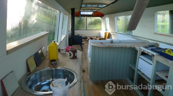 Eski otobüsü tatil evine dönüştürdü