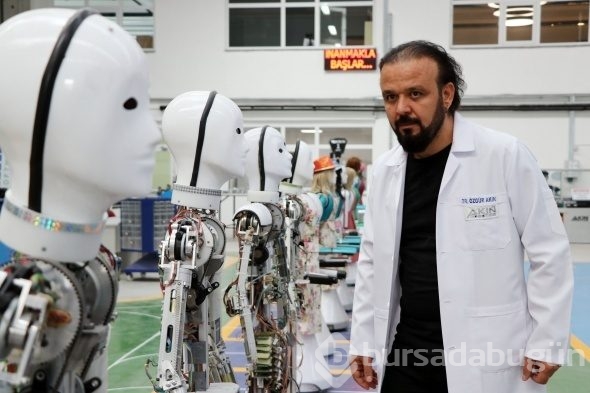 Milli insansı robotun seri üretimine başlandı